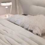 How to create a cozy ambiance in your home with floating candles