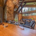 Expert tips on how to sell home decor online or in-store