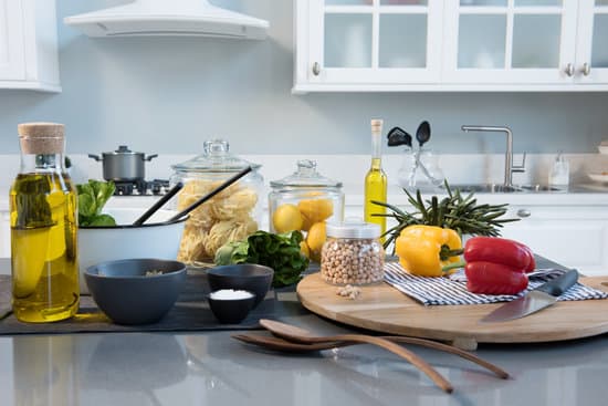 Step-by-step guide: How to decorate a contemporary home with bamboo sticks for modern ambiance