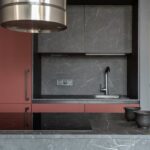 How to decorate a small office at home with space-saving furniture and bright colors