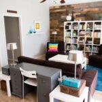 Step-by-step guide on how to decorate a colonial ranch home with classic and rustic elements