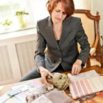 Discover the latest trends in home decor: from minimalist to maximalist styles