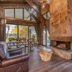 How to Decorate the Interior of a Craftsman Home Step-by-step guide on how to decorate the interior of a Craftsman home with style and authenticity