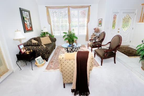 Elegant Varamahalakshmi decoration ideas using traditional motifs for a beautiful home celebration