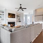 Step-by-step guide on how to decorate an office at home with practical tips and ideas